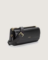 شنطة نسائية بمقاس لكل يوم بلون أسود