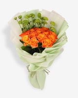 باقة من ورد الجوري بتصميم جذاب