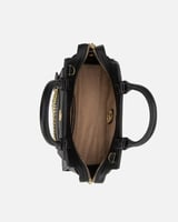 شنطة نسائية أنيقة بلون أسود