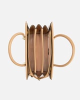 ‎ شنطة نسائية بتصميم كلاسيك بلون بني