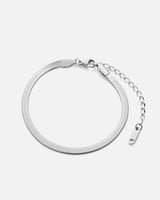 اسوارة نسائية ناعمة بلون فضي