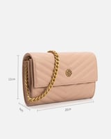 شنطة نسائية أنيقة باللون الوردي