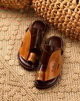 زيبرية رجالية جلد باللون البني