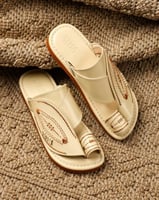 زيبرية رجالية كلاسيك بلون بيج