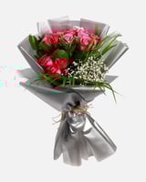 باقة ورد ملفته من ورود الروز