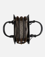 شنطة نسائية كلاسيك بلون أسود