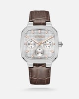 ساعة رجالية كلاسيك باللون البني.