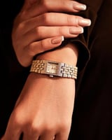 ساعة رفعة النسائية ستيل بلون ذهبي