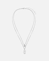 سلسلة بتصميم ناعم بلون فضي