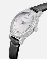 ساعة نسائية بسير جلد بلون أسود