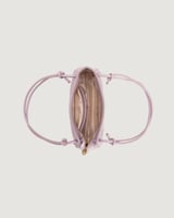 شنطة نسائية بمقاس متوسط بلون أرجواني