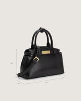 شنطة نسائية من الجلد الفاخر بلون أسود