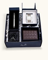 طقم رجالي ملكي مناسب للإهداء الساعة بلون فضي وذهبي