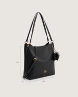 شنطة نسائية بتصميم مميز بلون أسود