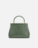 شنطة نسائية بحجم لكل يوم بلون أخضر