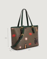 شنطة نسائية بتصميم عملي بلون أخضر.