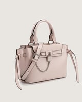 شنطة نسائية كلاسيك بلون وردي
