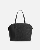 شنطة نسائية راقية من الجلد بلون أسود