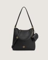 شنطة نسائية بتصميم مميز بلون أسود