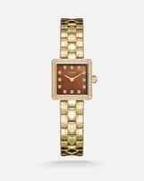 ساعة حكاية النسائية بلون ذهبي