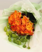 باقة من ورد الجوري بتصميم جذاب