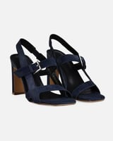 حذاء نسائي من المخمل باللون الأزرق