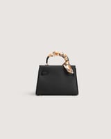 شنطة نسائية بمقاس متوسط باللون الأسود