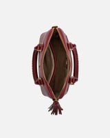 شنطة نسائية كلاسيك بلون عودي