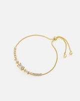 اسوارة نسائية بتصميم متميز بلون ذهبي