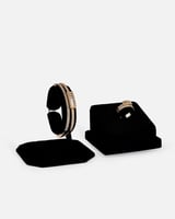 طقم نسائي من خاتم واسوارة باللون الذهبي