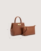 شنطة نسائية متوسطة الحجم بلون بني