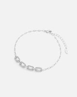 اسوارة نسائية بتصميم أنيق بلون فضي