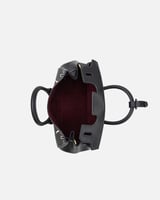 شنطة بحجم كبير بلون أسود