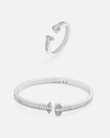 طقم نسائي راقي اسوارة وخاتم بلون فضي