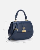 شنطة نسائية بتصميم مميز بلون أزرق