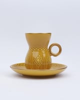 طقم قهوة وشاهي من السيراميك بلون أصفر