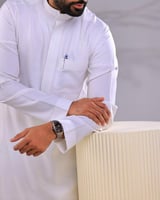 ساعة رجالية بسير من الستيل بلون رمادي