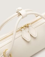 شنطة رحيق النسائية جلد بلون أبيض