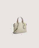 شنطة تناسب اطلالتك العملية بلون أخضر.