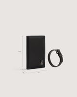 محفظة واسوارة من الجلد باللون الأسود