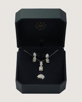 طقم اكسسوار نسائي أنيق بلون فضي وأصفر