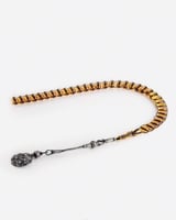 سبحة من حجر البكلايت بتصميم عصري