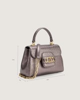شنطة نسائية من الجلد البارز بلون رمادي