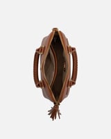 شنطة نسائية كلاسيك بلون بني