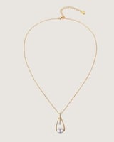 سلسال نسائي ملفت باللون الذهبي