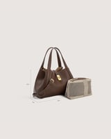 شنطة نسائية بحجم متوسط بلون بني