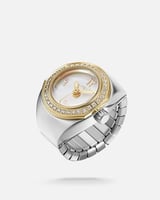 ساعة الخاتم النسائية بتصميم ملفت بلون ذهبي وفضي