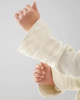 روب نسائي فاخر بلون أبيض