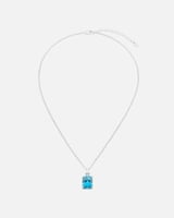 سلسال نسائي باللون الفضي بتصميم ناعم