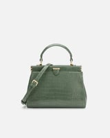 شنطة نسائية بحجم لكل يوم بلون أخضر